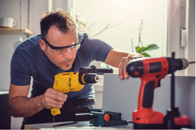 Easy tips to grab the best cordless drill on a budget!