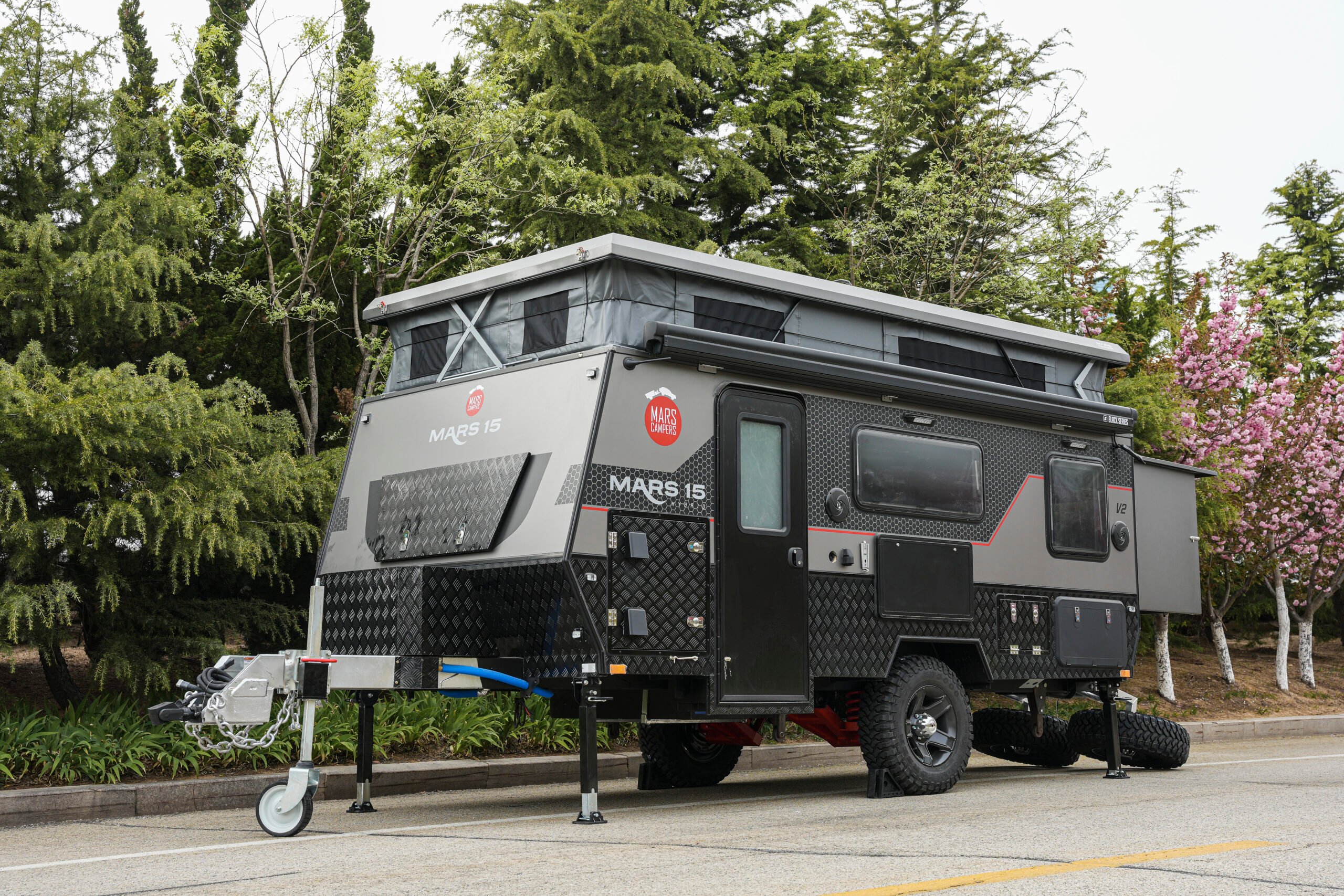 2023's Most Budget-Friendly Travel Trailers for Thrifty Adventurers